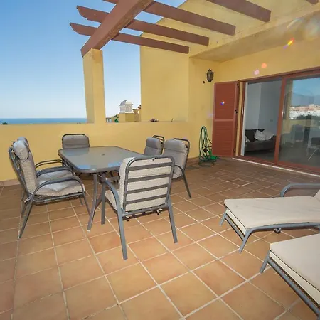 Apartamento Altos Princesa Kristina 13.5 *